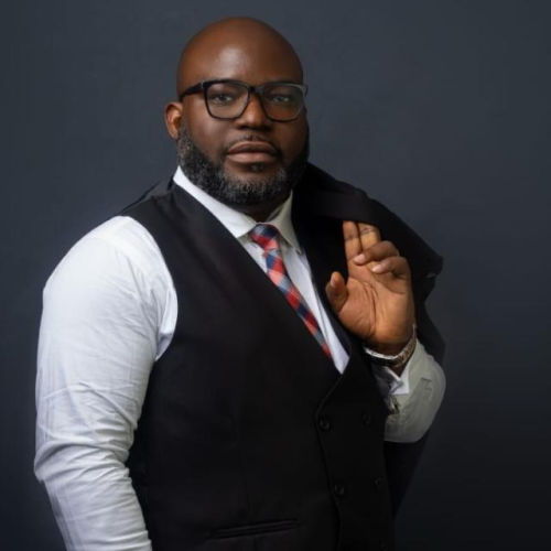 Dr Olutobi Oyebanjo