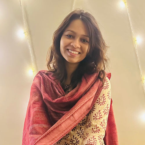 Dr Versha Deepankar