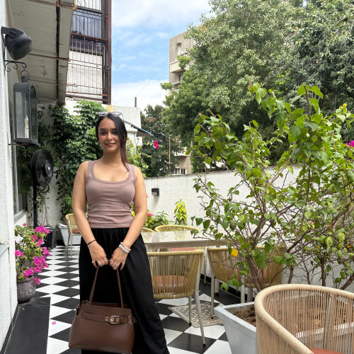 Dr Chavi gupta